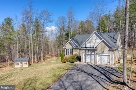 10137 Lake Crest Place Culpeper VA 22701