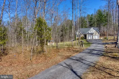 10137 Lake Crest Place Culpeper VA 22701