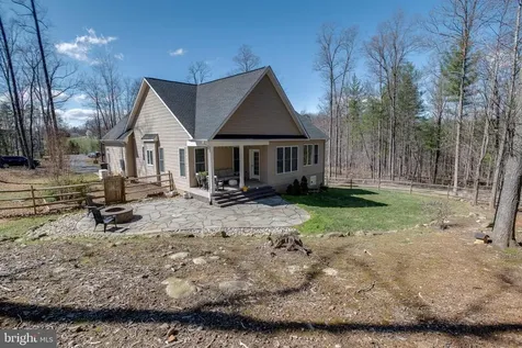 10137 Lake Crest Place Culpeper VA 22701