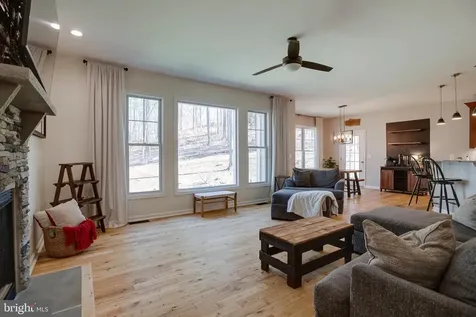 10137 Lake Crest Place Culpeper VA 22701