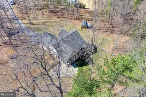 10137 Lake Crest Place Culpeper VA 22701