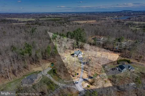 10137 Lake Crest Place Culpeper VA 22701