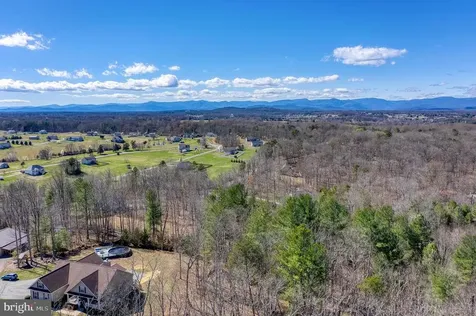 10137 Lake Crest Place Culpeper VA 22701