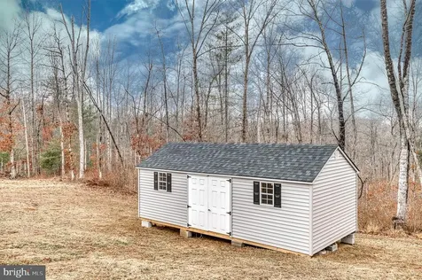 13084 Stonehouse Mountain Road Culpeper VA 22701