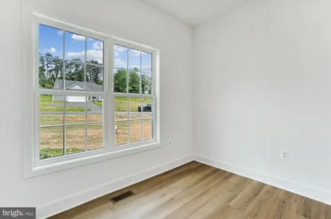 13053 Korea Road Amissville VA 20106