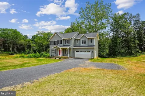 13053 Korea Road Amissville VA 20106