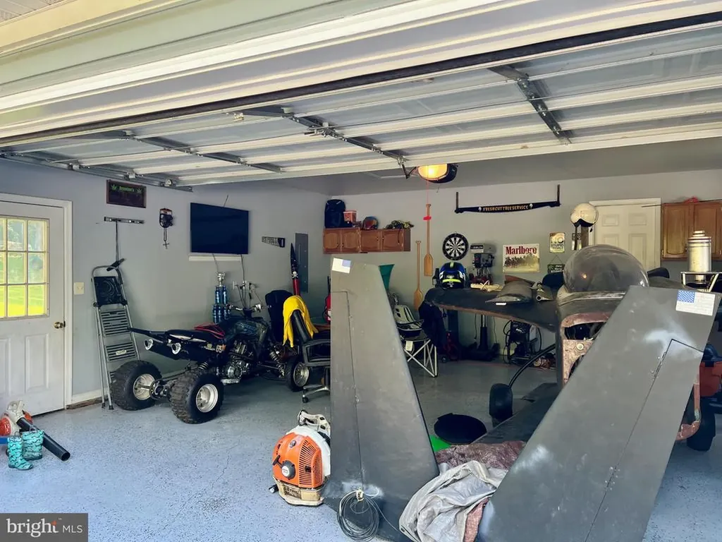 17034 Lee Highway Amissville VA 20106