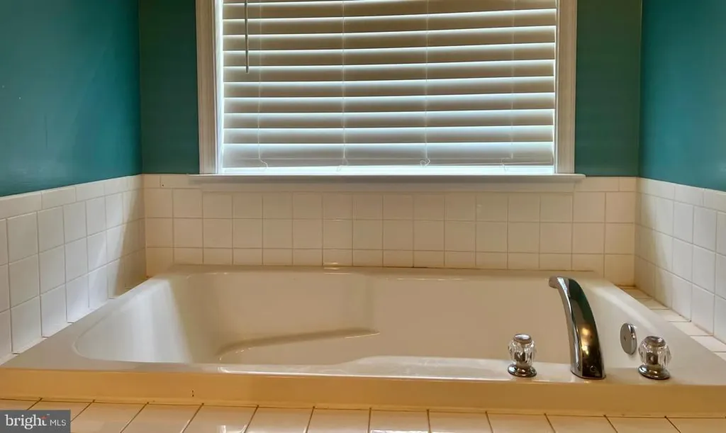 17034 Lee Highway Amissville VA 20106