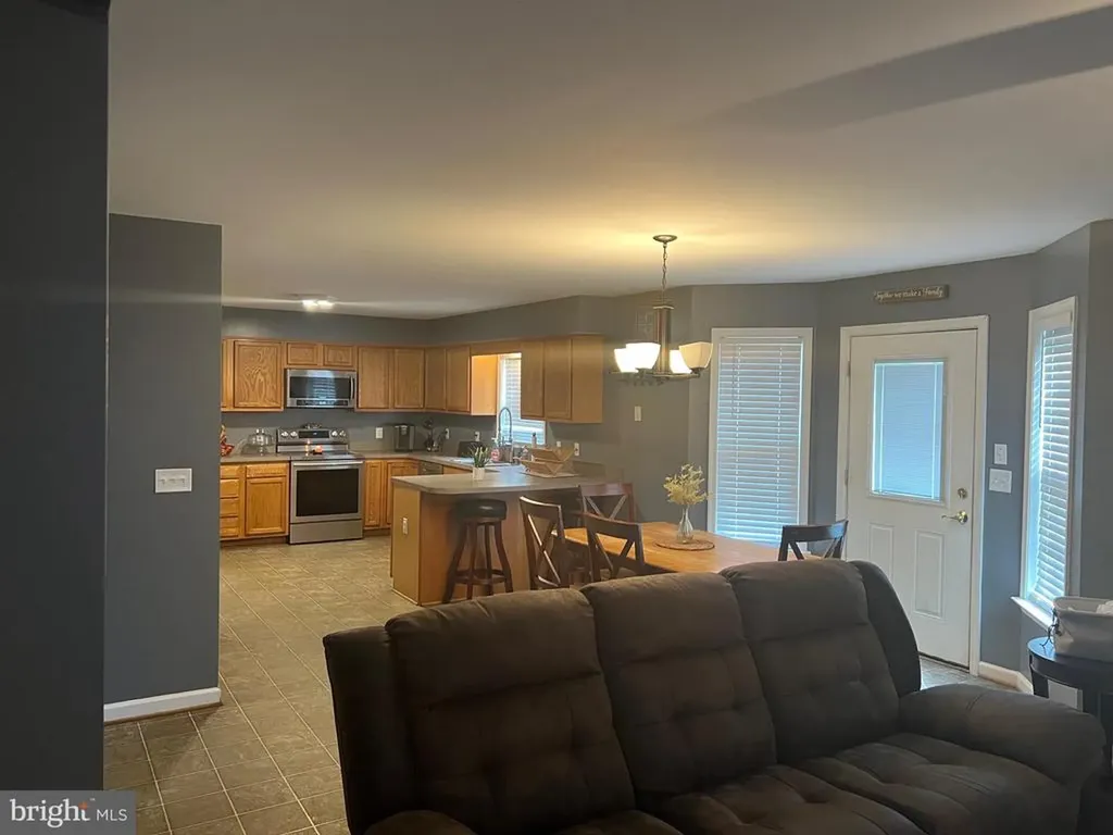 17034 Lee Highway Amissville VA 20106