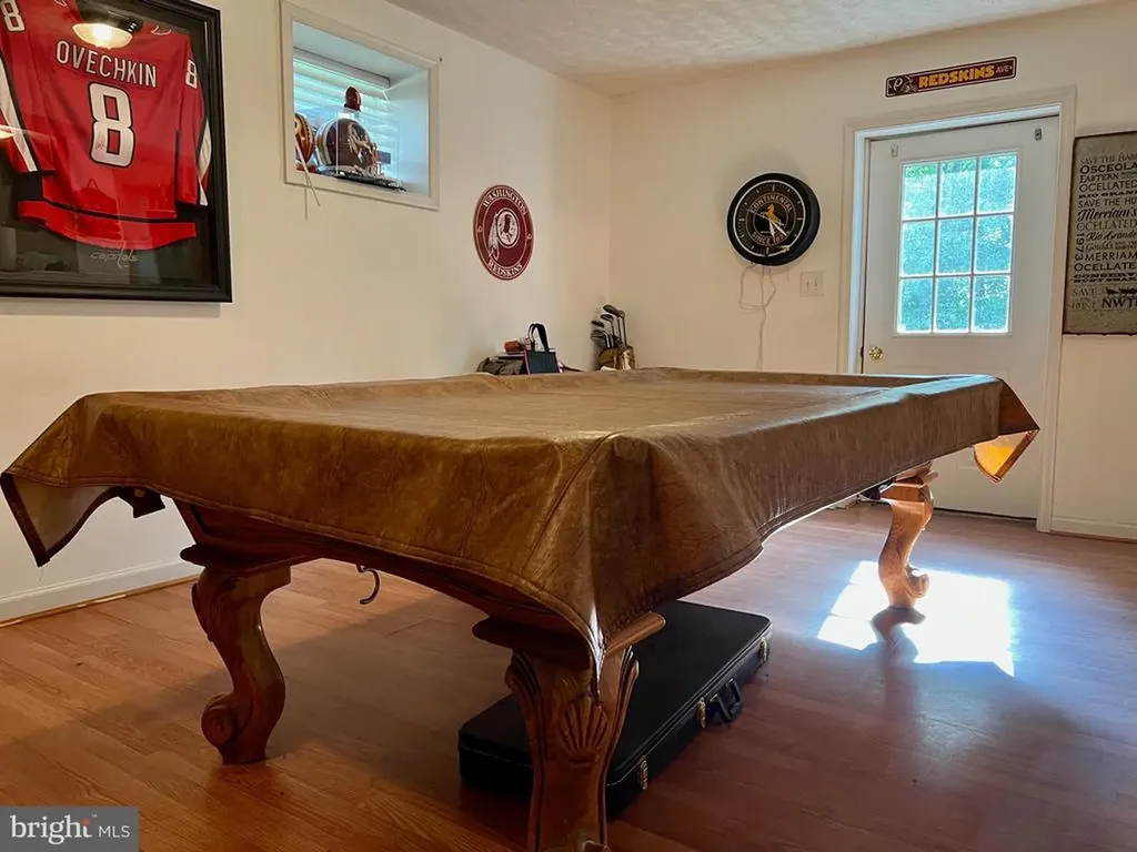 17034 Lee Highway Amissville VA 20106