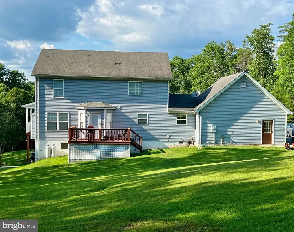 17034 Lee Highway Amissville VA 20106