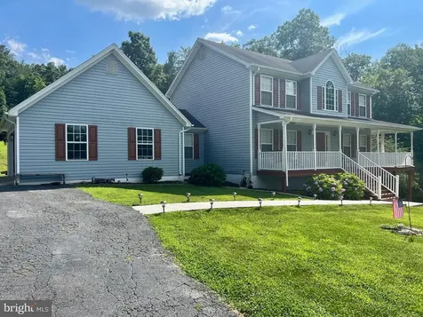 17034 Lee Highway Amissville VA 20106