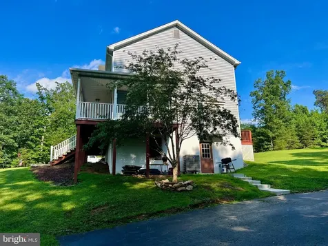 17034 Lee Highway Amissville VA 20106