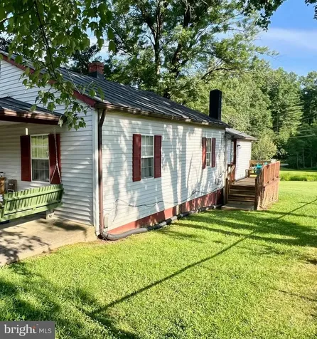 17034 Lee Highway Amissville VA 20106