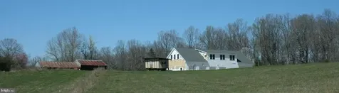 13506 Tear James Trail Amissville VA 20106
