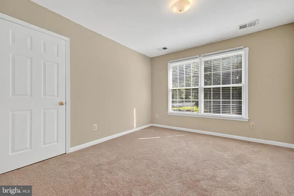 4145 Running Quail Trail Trail Amissville VA 20106