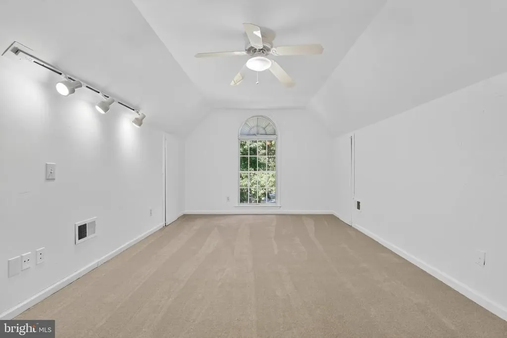 4145 Running Quail Trail Trail Amissville VA 20106