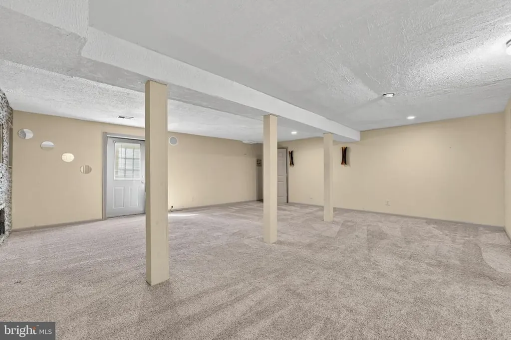 4145 Running Quail Trail Trail Amissville VA 20106