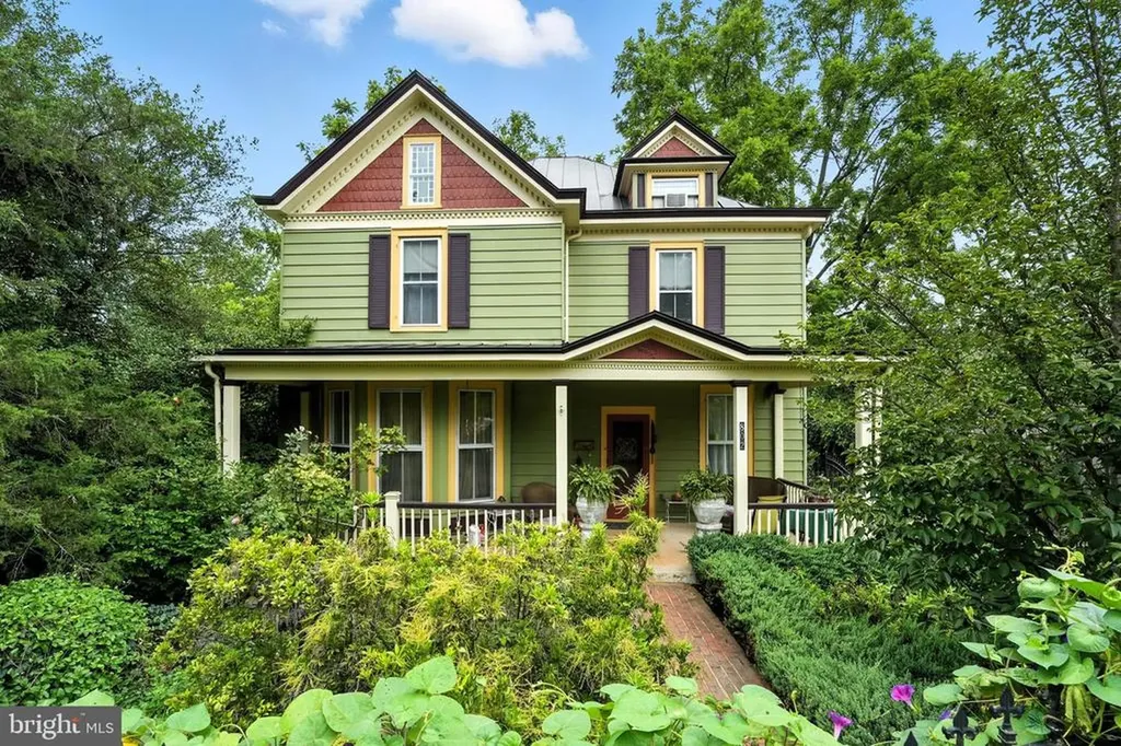 802 Blue Ridge Avenue S Culpeper VA 22701