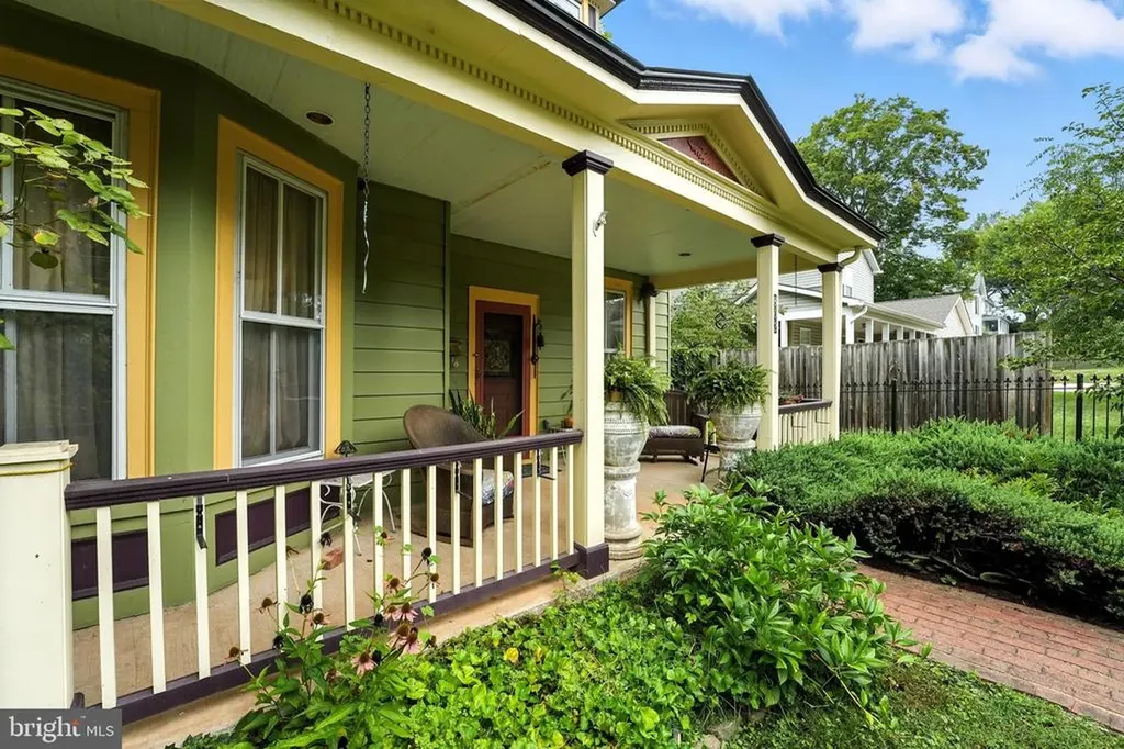 802 Blue Ridge Avenue S Culpeper VA 22701