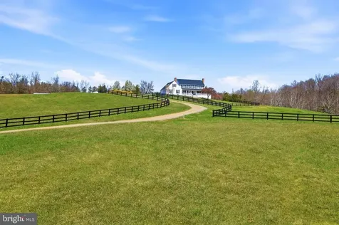 5191 Beach Ridge Lane Amissville VA 20106