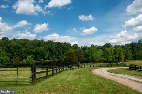 5191 Beach Ridge Lane Amissville VA 20106
