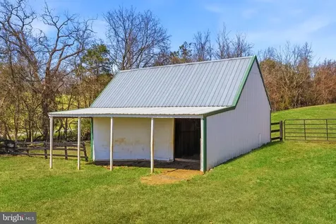 5191 Beach Ridge Lane Amissville VA 20106