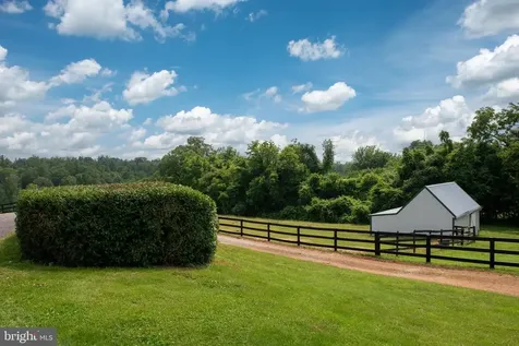 5191 Beach Ridge Lane Amissville VA 20106