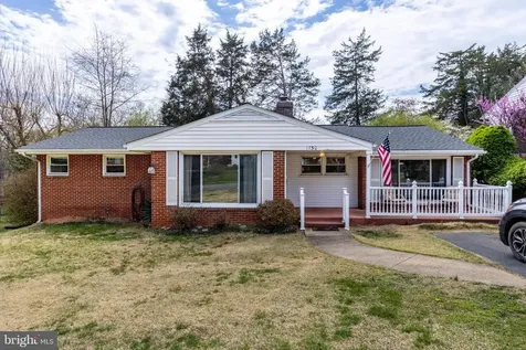 1730 Concord Drive Charlottesville VA 22901