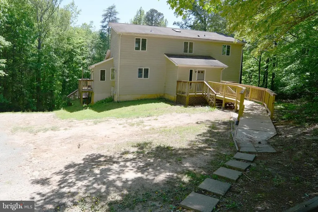 1298 Covered Bridge Drive Madison VA 22727