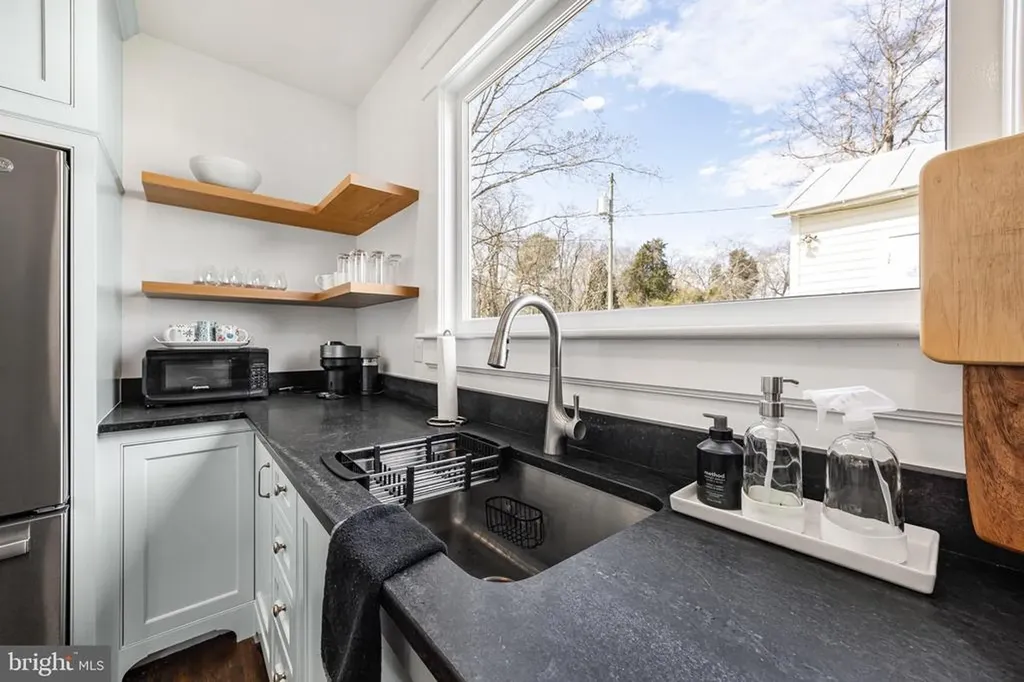 242 Madison Mills Orange VA 22960