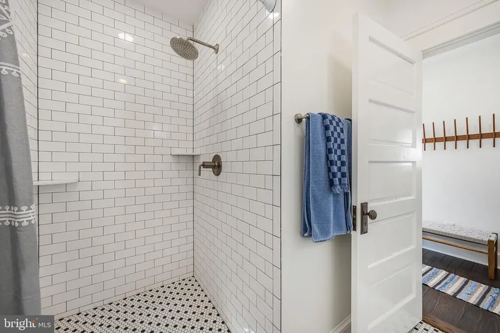 242 Madison Mills Orange VA 22960