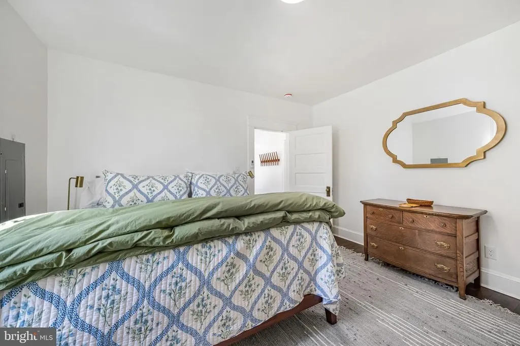 242 Madison Mills Orange VA 22960