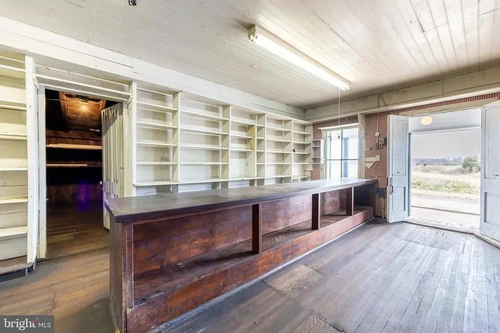 242 Madison Mills Orange VA 22960