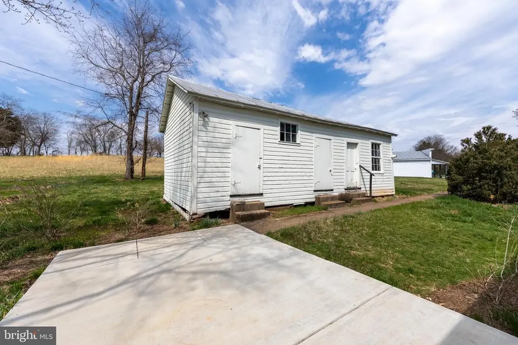 242 Madison Mills Orange VA 22960