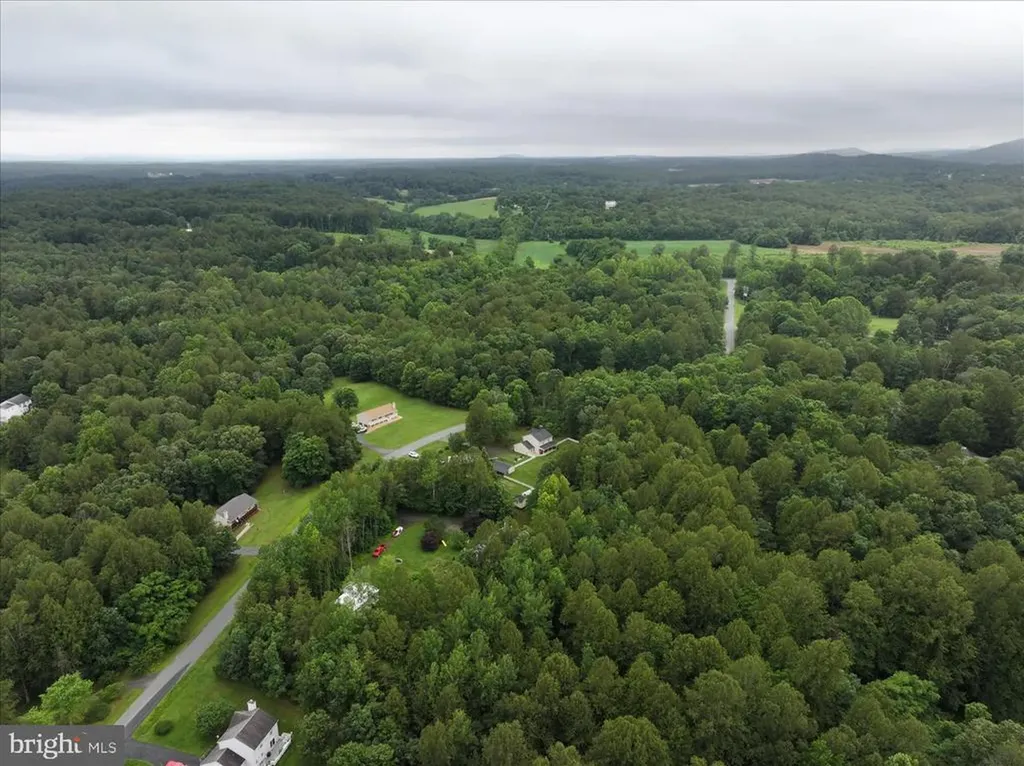 319 Fox Hunters Lane Madison VA 22727