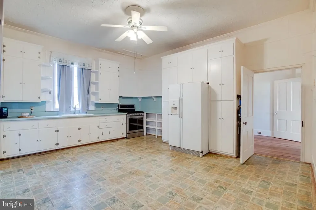 319 Main Street N Madison VA 22727