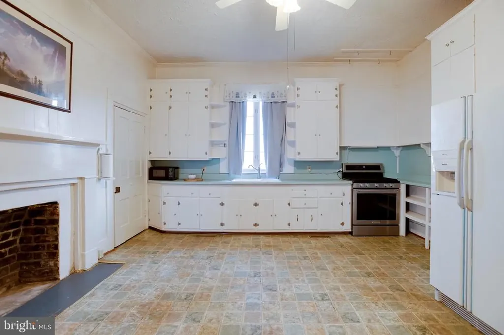 319 Main Street N Madison VA 22727