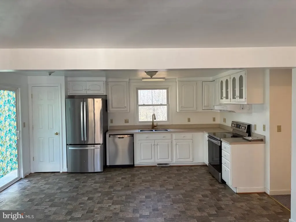 85 Elementary Acres Madison VA 22727