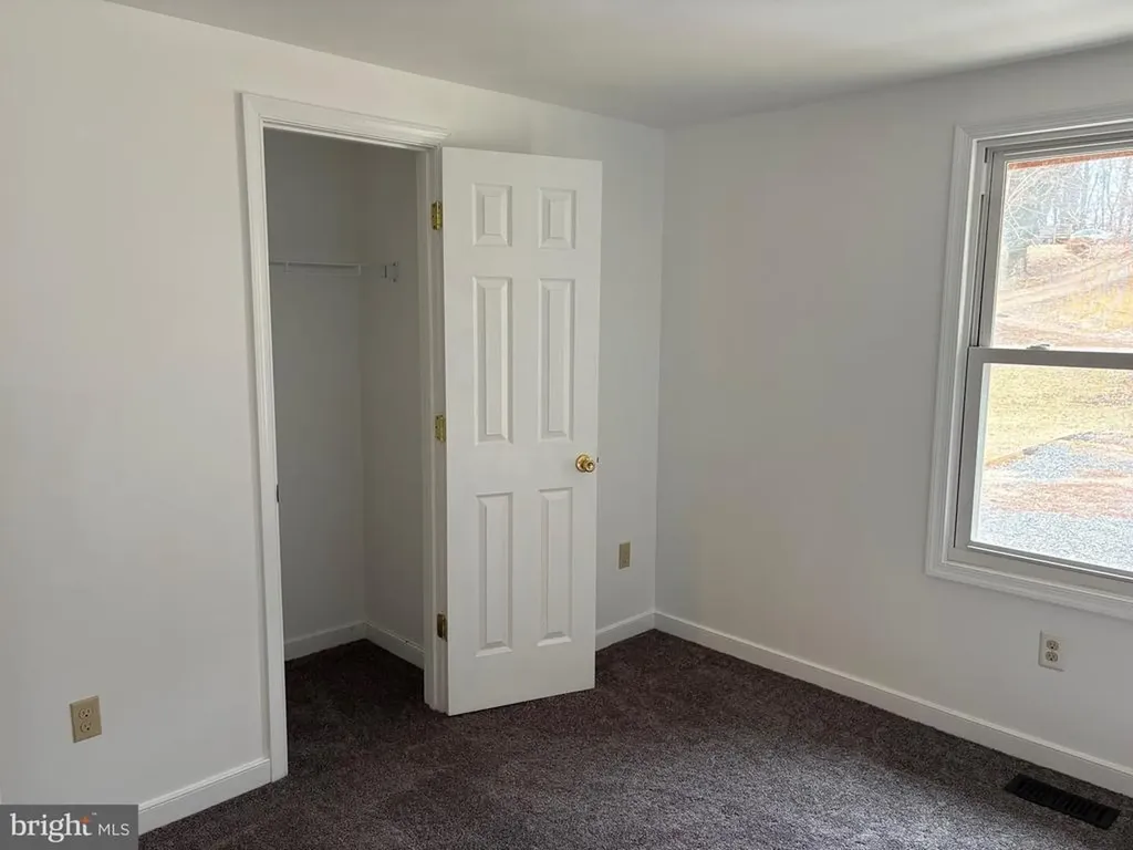 85 Elementary Acres Madison VA 22727