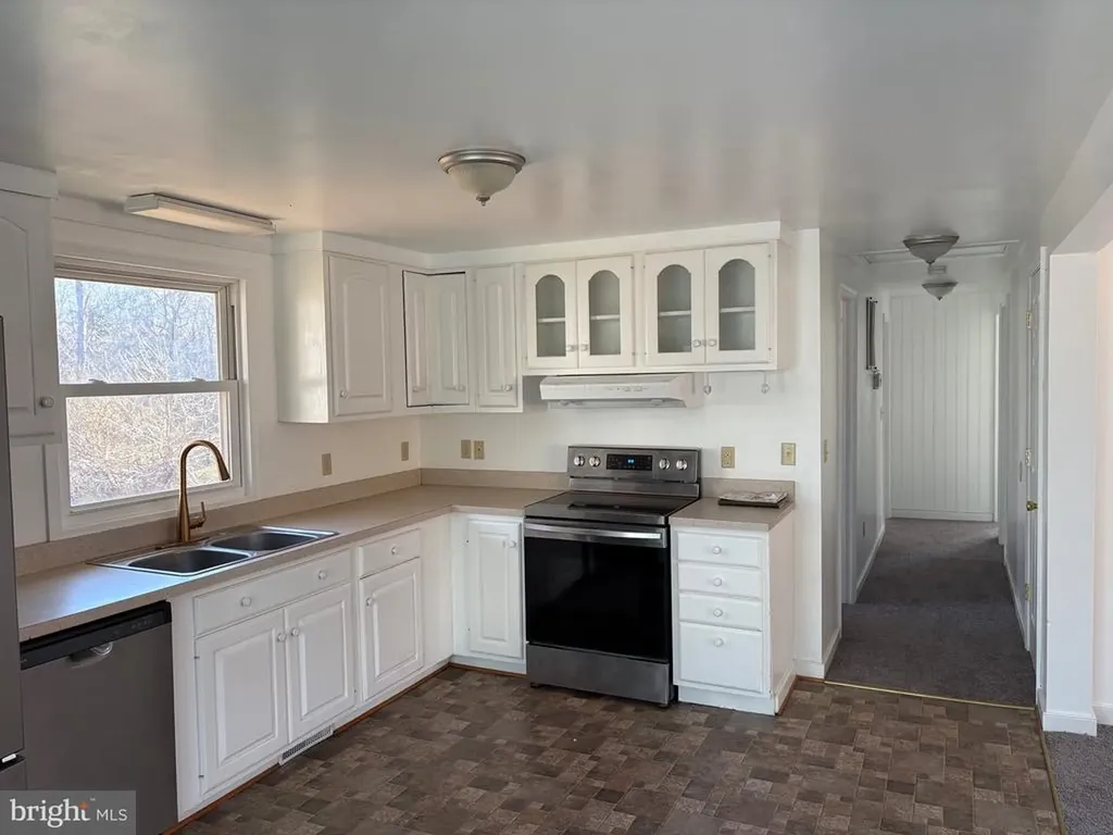 85 Elementary Acres Madison VA 22727