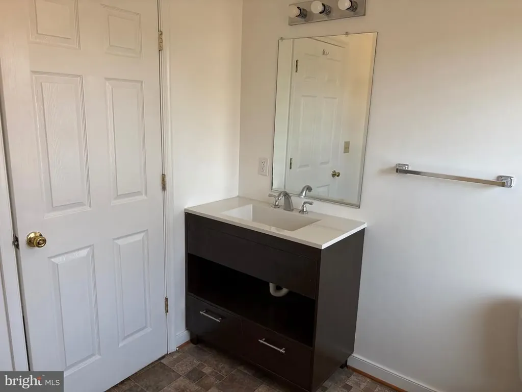 85 Elementary Acres Madison VA 22727