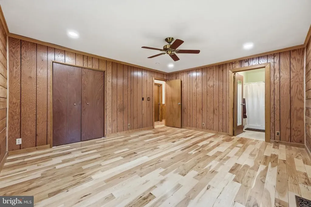 2123 Oak Park Madison VA 22727