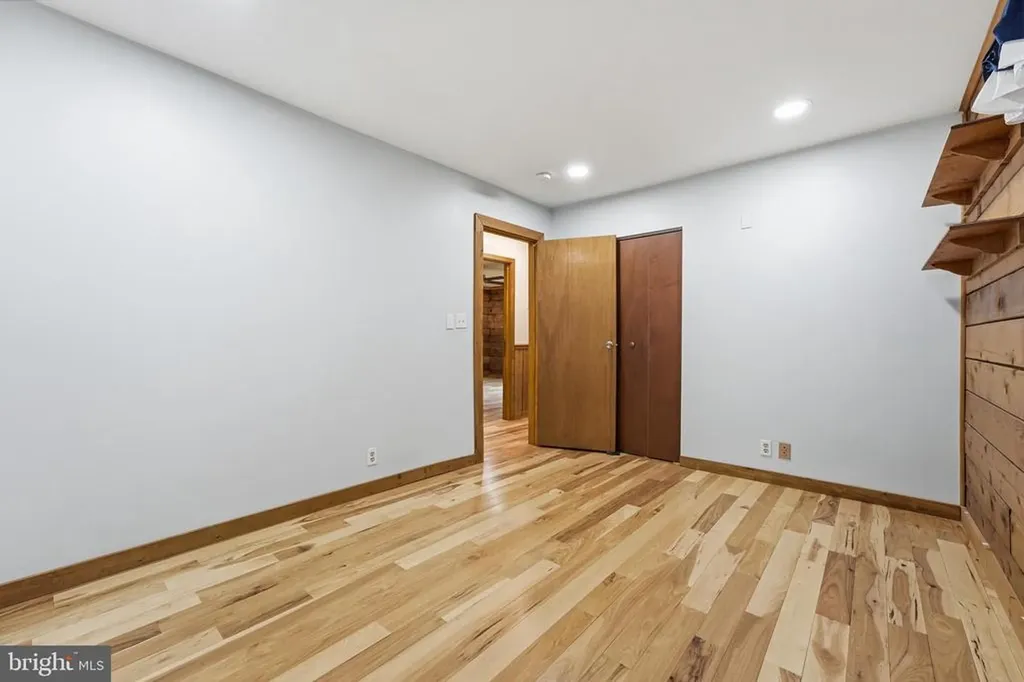 2123 Oak Park Madison VA 22727