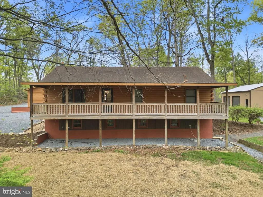 2123 Oak Park Madison VA 22727