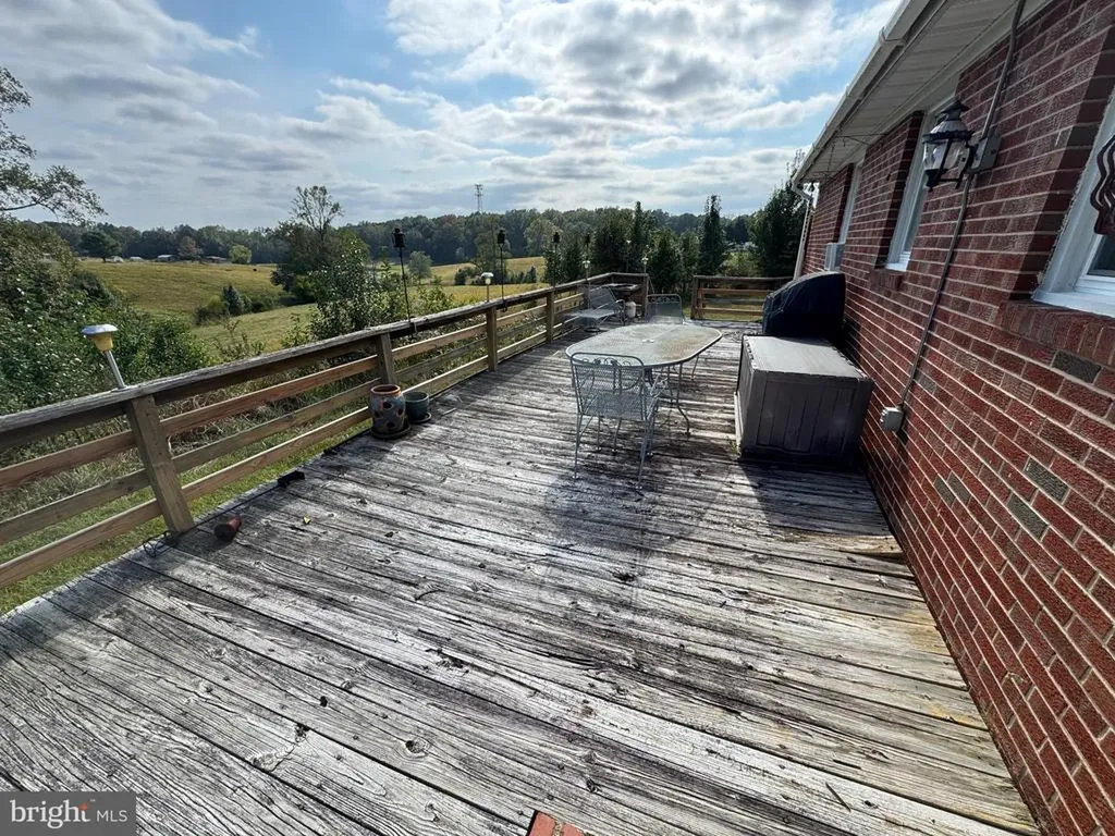 5424 Seminole Trail N Brightwood VA 22715