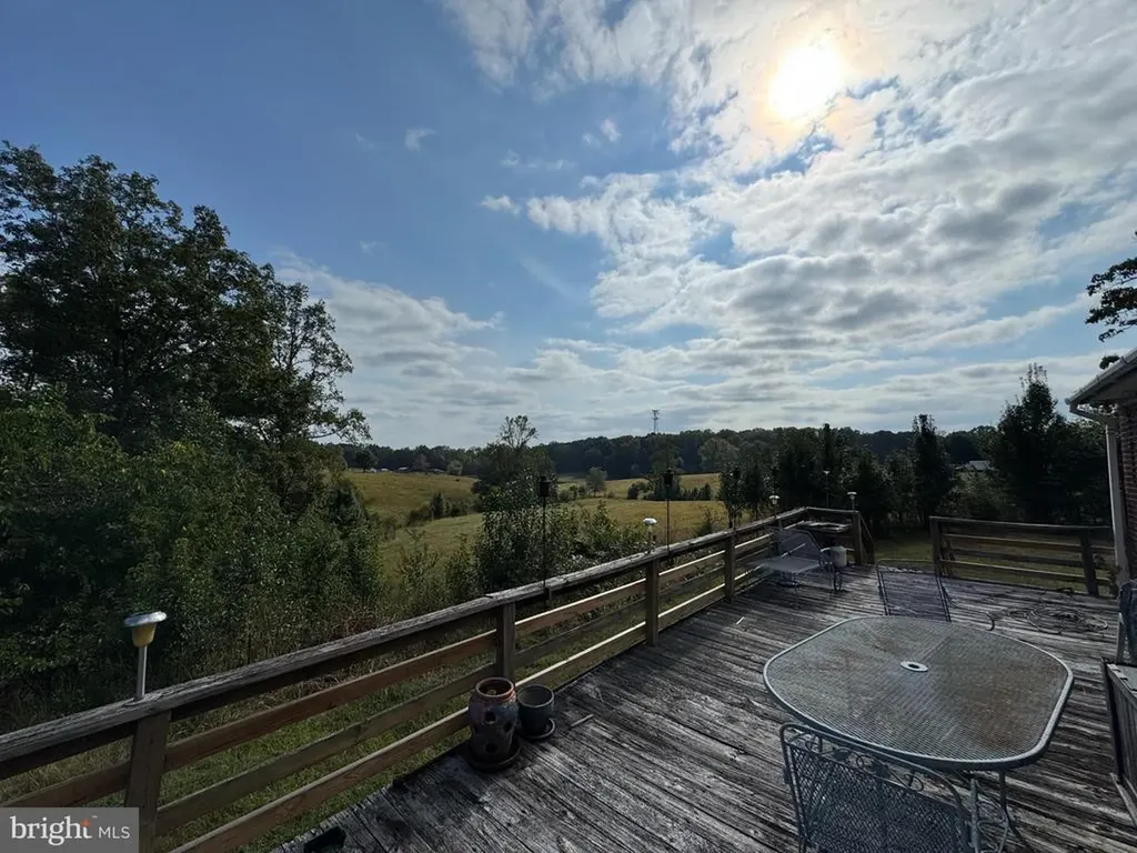 5424 Seminole Trail N Brightwood VA 22715