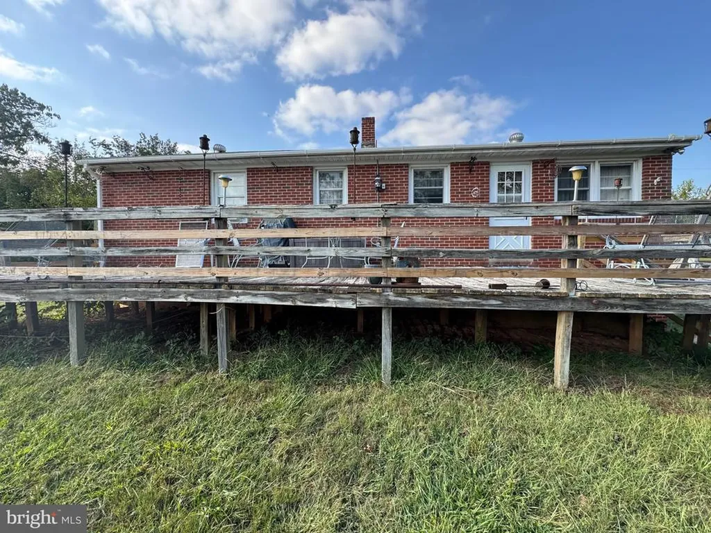 5424 Seminole Trail N Brightwood VA 22715