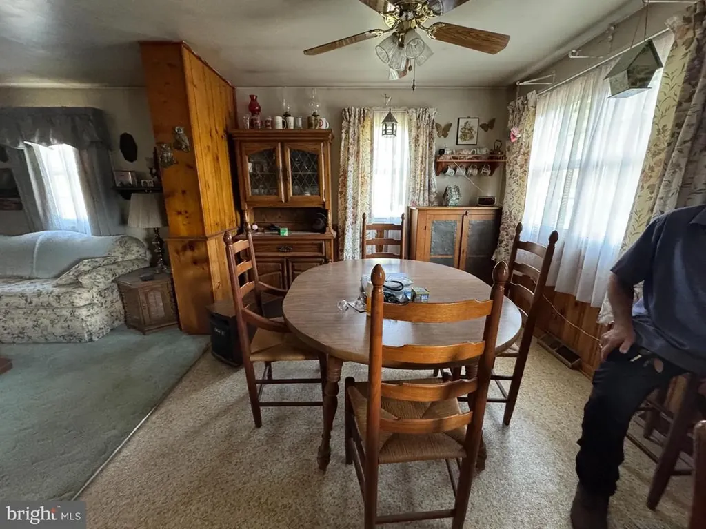 5424 Seminole Trail N Brightwood VA 22715