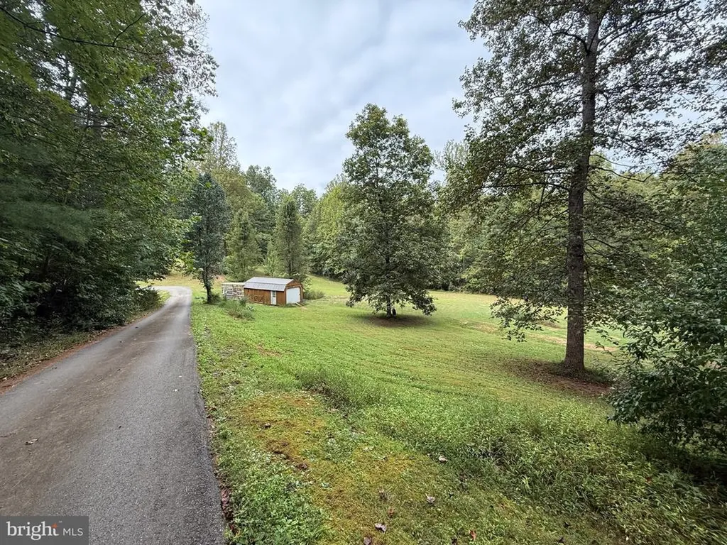 133 Oaks Lane Madison VA 22727